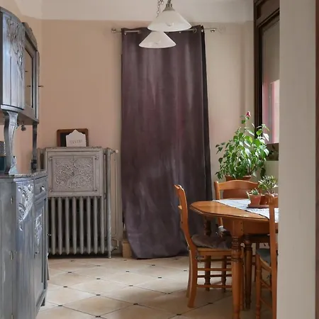 Bed and Breakfast La Maison Des 4 M Lavelanet