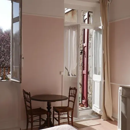 La Maison Des 4 M Bed and Breakfast Lavelanet