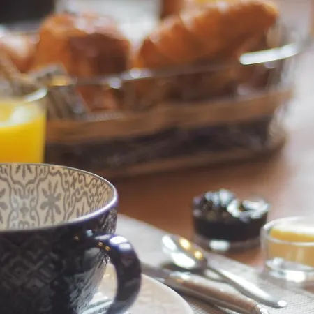 La Maison Des 4 M Bed & Breakfast